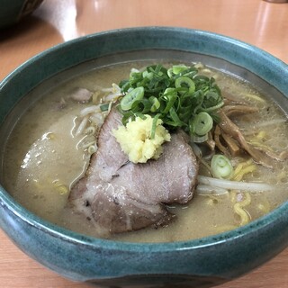 麺屋 彩未