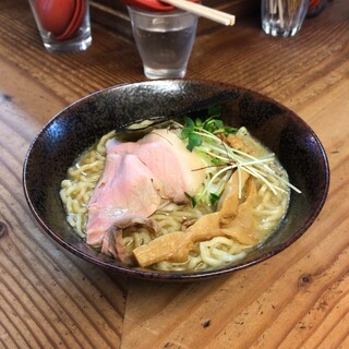 貝ガラ屋