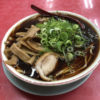 新福菜館 本店