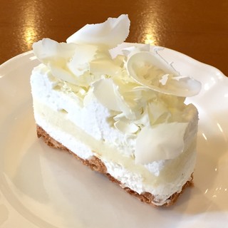 プレリュード 福光店