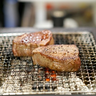 雄三郎