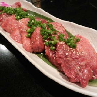 華