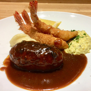 洋食 おがた