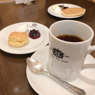 ロンドンティールーム 堂島店
