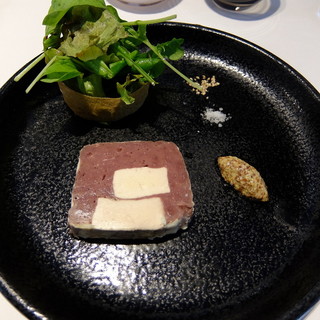 ル ベナトン