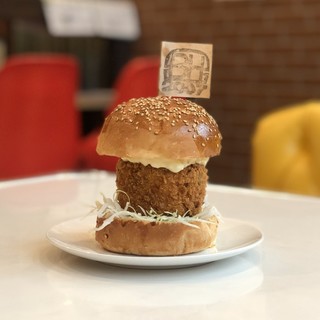 THE BURGER HEARTS