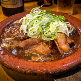 山利喜 本館