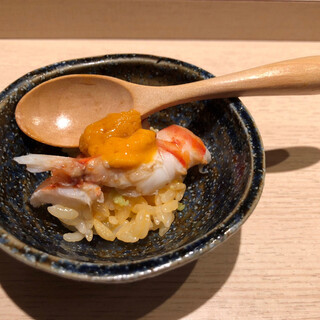 鮨処よしな