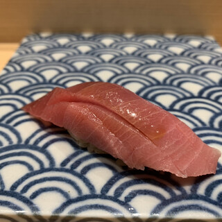 寿司割烹 魚紋