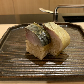 鮨 鈴木