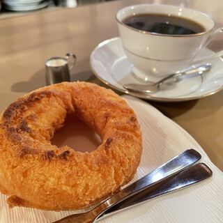 六曜社 地下店 