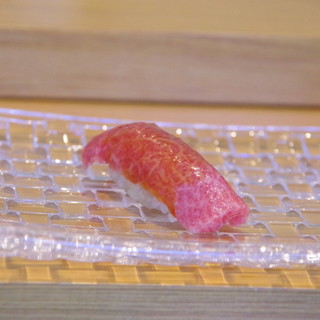 群来膳