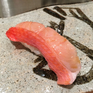 鮨 たむら