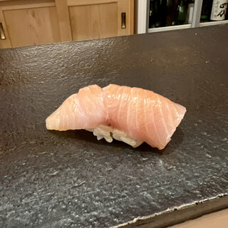 鮨 土方