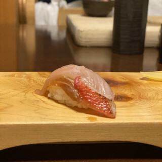 鮨井