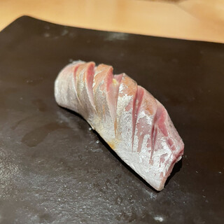 匠　達広