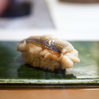鮨 薪介