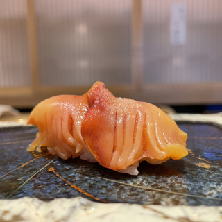 鮨 一二郎