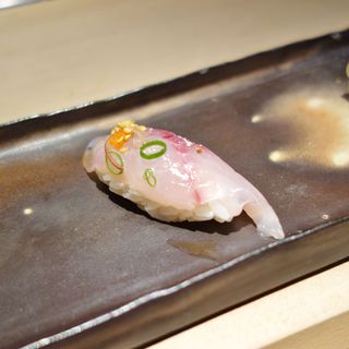 鮨 多門