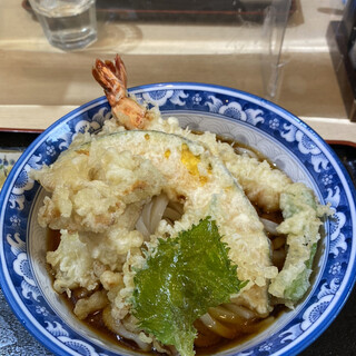 釜ひろ