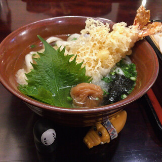 うどん本陣 山田家 讃岐本店