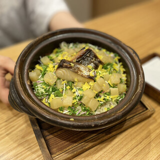 日本料理 e.