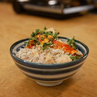 魚津屋