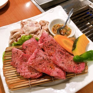 トトリ 本店