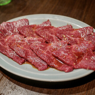 炭火焼肉ホルモン うらら