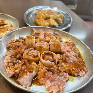 伊勢屋本店