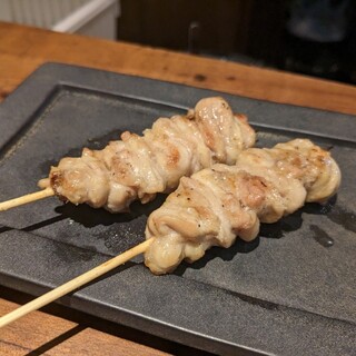 炭火焼鳥とり央