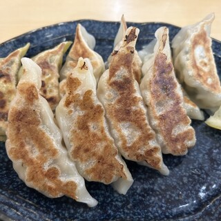 横堀餃子  