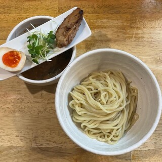 KUCHE