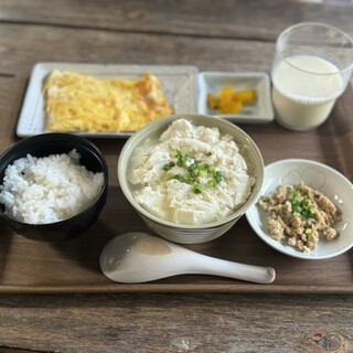 とうふの比嘉