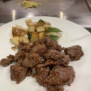 鉄板焼 朝日
