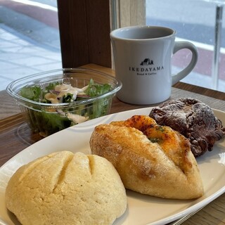 Bread&Coffee IKEDAYAMA 本店
