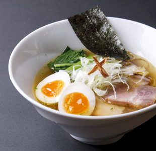 Motenashi Kuroki