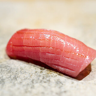 鮨 つぼみ