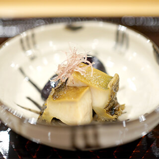 勢麟