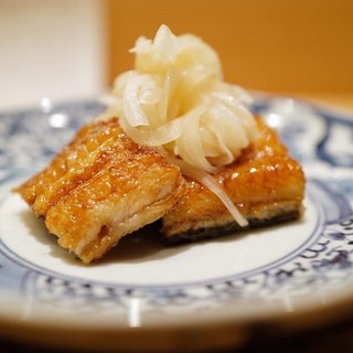 吉い