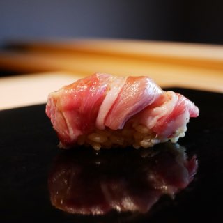 鮨 三心
